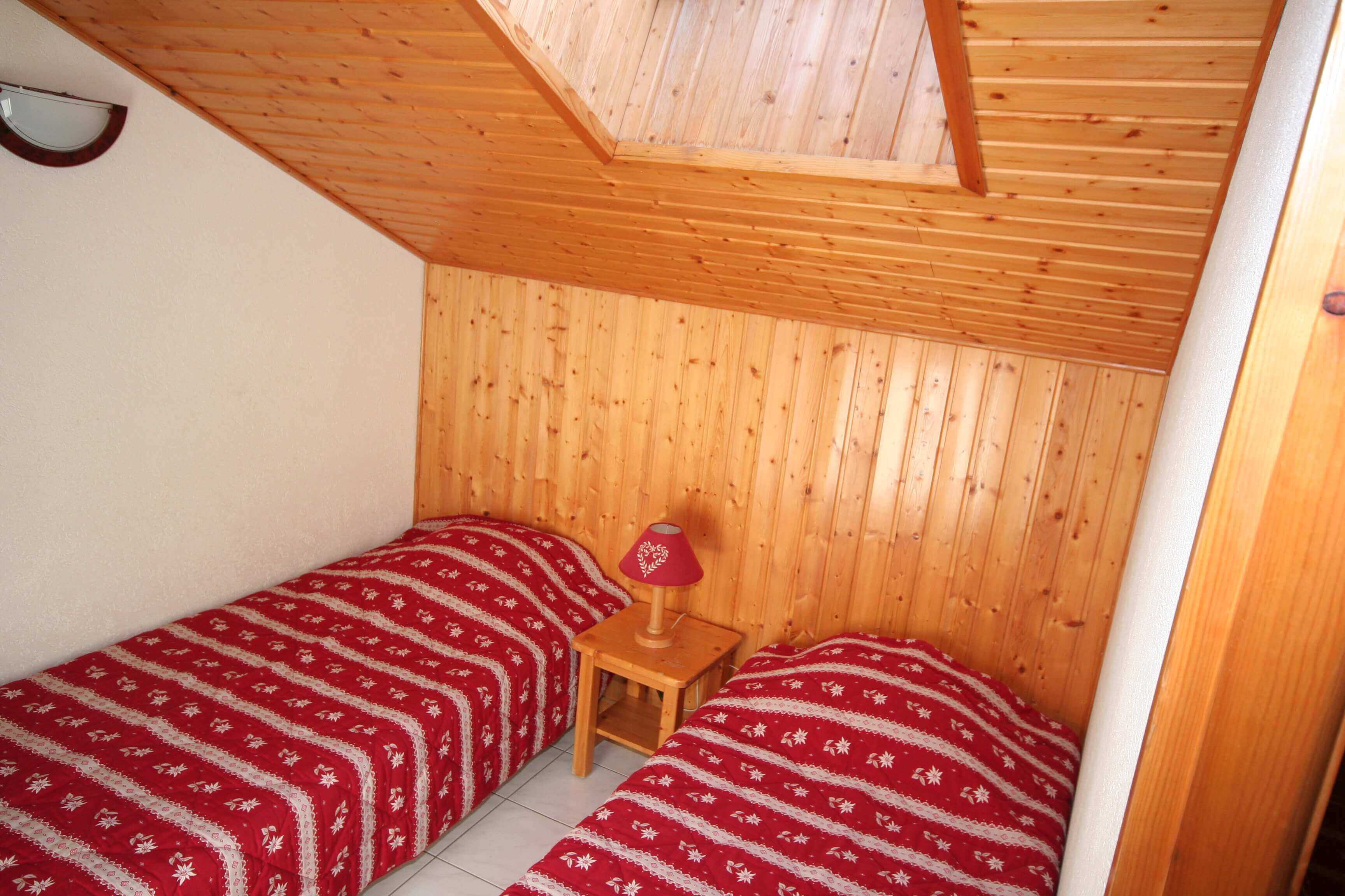 Room 2 - 3 Rooms with mezzanine Echo des Montagnes - Rent flats chatel