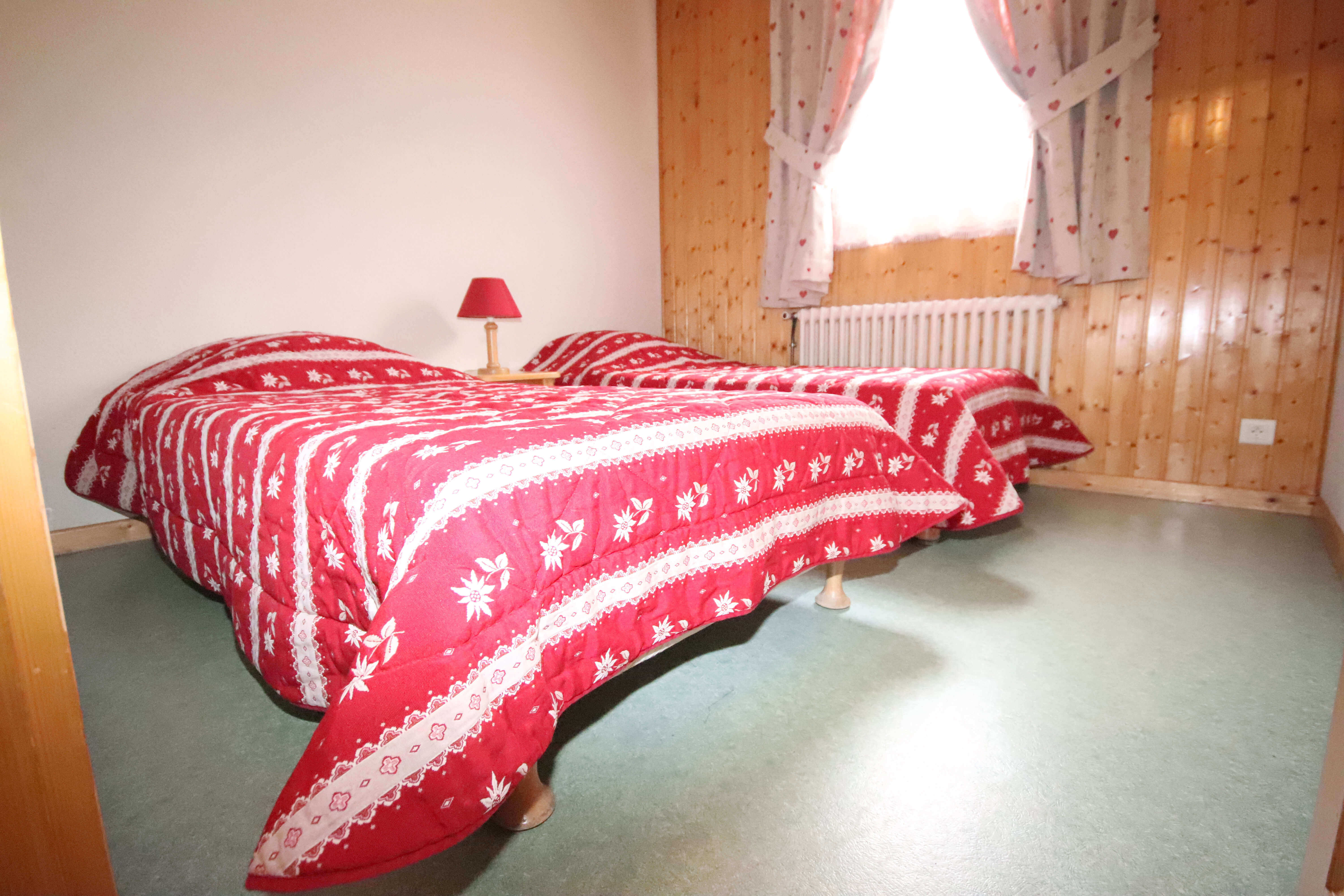 Bed - 5 Rooms with terrace Echo des Montagnes - Rent flats chatel
